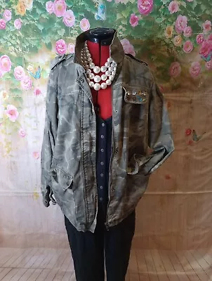 Buy Women's Size 12 Urban Camouflage Beaded Jacket • 5£