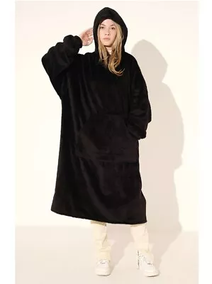 Buy Fluffy Fuax Fur Extra Long Hoodie Blanket With Pockets In Black • 10.99£