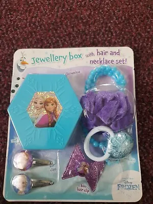 Buy Frozen Jewellery Box With Accessories  • 15.99£