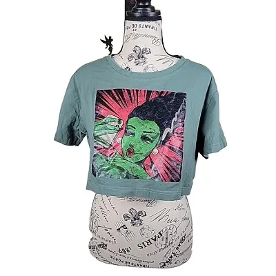 Buy Romwe L Junior Woman's Cropped T-shirt  Bride Of Frankenstein's Monster  Graphic • 11.02£