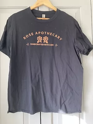 Buy Schitts Creek T-shirt Size L • 6£