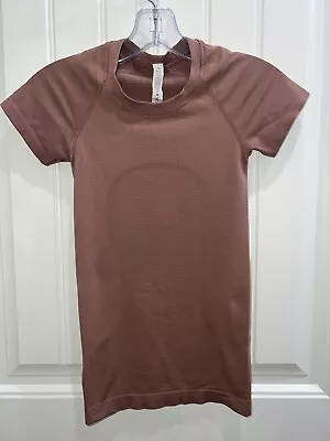 Buy Women’s Lululemon Swiftly Tech Shirt Size 0 • 16.18£