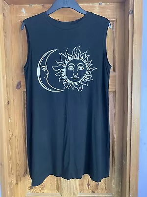 Buy BNWOT Black Sleeveless Jersey Dress With Celestial Sun/Moon Design • 5£