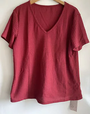 Buy Red V-neck T-shirt Size M Brand New • 1.50£