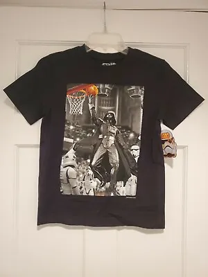 Buy New Star Wars Darth Vader Basketball Lay Up Parody Kids Size Medium Tee • 18.08£