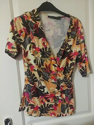 Buy Karen Millen Floral Print Top/blouse/t-shirt Size 8 • 11.99£