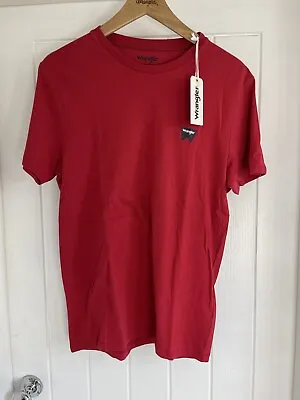 Buy Wrangler – Men's T-shirt Tee Spellout Chest Logo Graphic – Red - [M] • 23.99£