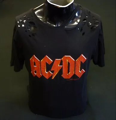 Buy AC/DC T Shirt Licensed 2017 Size L • 7.90£