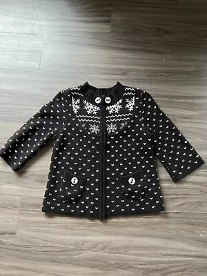 Buy Black Snowflakes DC Sweater Size Medium • 21.25£