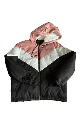 Buy Women’s Jackets Size M Ambiance Outerwear Chevron Puffer Jacket Block Color • 7.68£