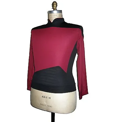 Buy STAR TREK - Uniform Next Generation DELUXE - Captain Rot  XXL  • 77.86£