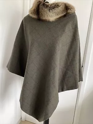 Buy Joules Green Check Tweed Hazelwood Fur Collar Poncho Cape  - Never Worn • 55£