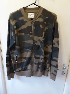 Buy NEW Green Camo Camouflage Zipped Front And Pocket Jacket Festival Medium • 4.95£