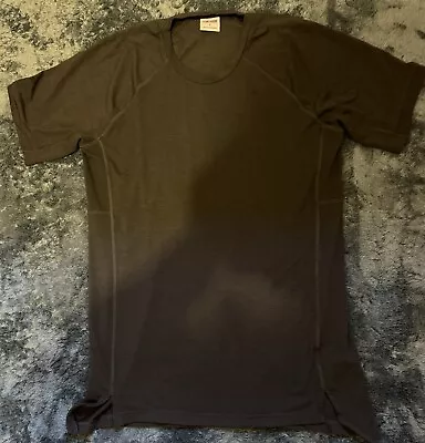 Buy Gym Shark T Shirt Mens Small • 11£
