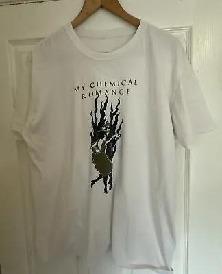 Buy My Chemical Romance T Shirt  White Large  Gildan Vintage Waltzing Skull VGC . • 19.99£