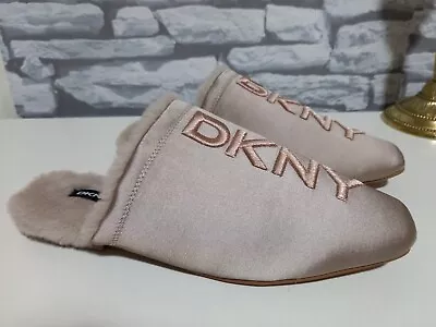 Buy NEW !!! DKNY - WARM Faux FUR MULE Women's SLIPPERS Size: UK 6,5M - BIG LOGO XMAS • 24.99£
