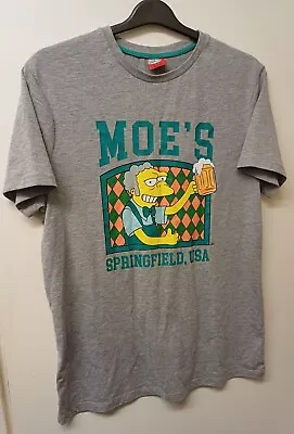 Buy The Simpsons Moe's Tavern T-Shirt • 4.51£