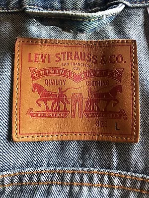 Buy Levis Denim Jacket Large  • 50£