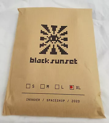 Buy Space Invader Black Sunset T-shirt Size XL New, In Issue Bag. • 85£
