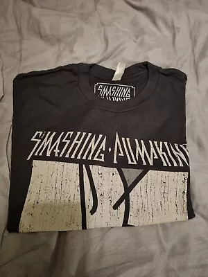 Buy Mens Smashing Pumpkins 2018 Tour Shirt - Size Medium BNWOT • 20£