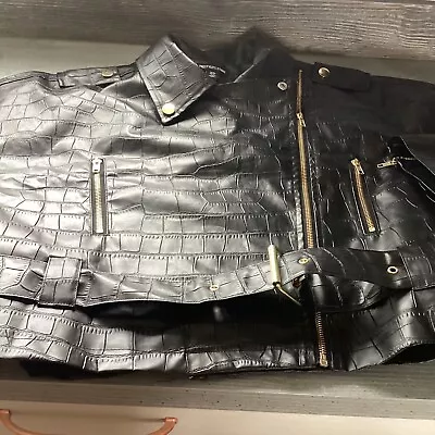 Buy A Size 12 Croc Faux Leather Jacket From Pretty Little Thing • 10£