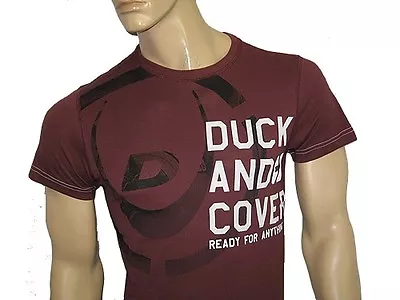 Buy BRAND NEW  - DUCK & COVER T-Shirt - Dark Mulberry  - Small • 10.74£