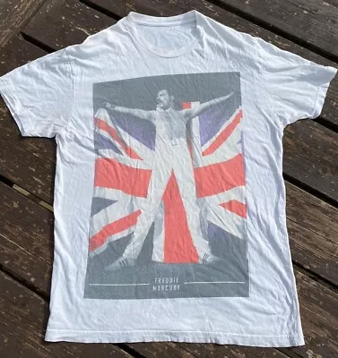 Buy Freddie Mercury T Shirt White Short Sleeved Medium  • 8£