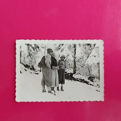 Buy Old Photo Antique Women Women Man Winter Snow Hat Coat Jacket Fashion Old Photo • 10.10£
