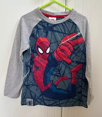 Buy Boys Spiderman Long Sleeved T-shirt Size 5-6 Years • 3£