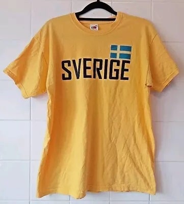Buy SVERIGE Sweden FOOTBALL T-Shirt SIZE M Yellow UNISEX L👀K!!! • 9.99£