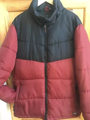 Buy Mens Bubble Jacket Xl Red And Black • 20£