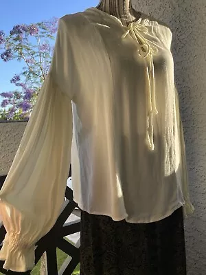Buy The Pyramid Collection Women Small Balloon Sleeve Ivory Renaissance Loose Blouse • 30.23£