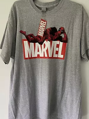 Buy Marvel Deadpool Posing T-Shirt • 7£