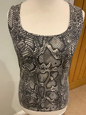 Buy Zara Grey Snakeskin Vest Top L • 7£