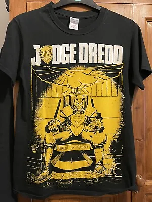 Buy Gildan Judge Dredd T-Shirt 2000AD Comic Book  • 5.25£