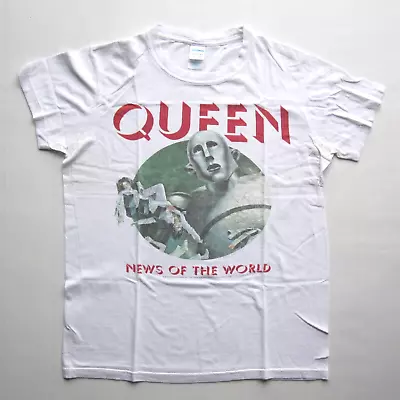 Buy Queen 'News Of The World' Official Cotton T-Shirt 2012 (Small) • 29.95£