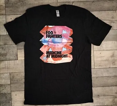 Buy Foo Fighters T Shirt - Medium • 10£
