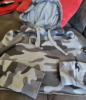 Buy Hollister Ladies Cropped Camo Hoody Size Small • 12£