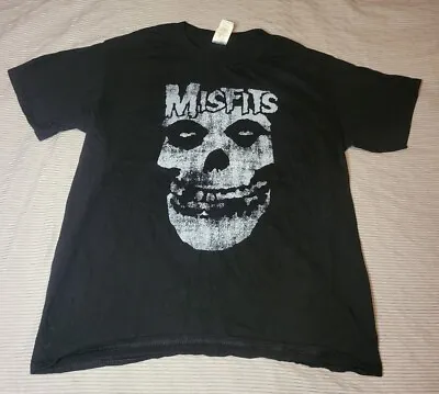 Buy Misfits T Shirt Medium  • 9£