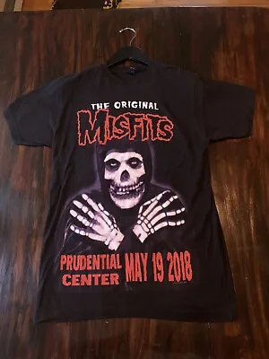 Buy Original Misfits Medium T-Shirt Prudential Center May 19 2018 NJ/Danzig • 18.97£