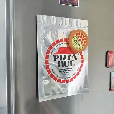 Buy Movie Memorabilia Merch Future Pizza Hut Packaging Bag With 3D Pizza Magnet  • 9.99£
