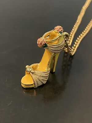 Buy Disney Belle Beauty And The Beast Necklace Pendants • 19.30£