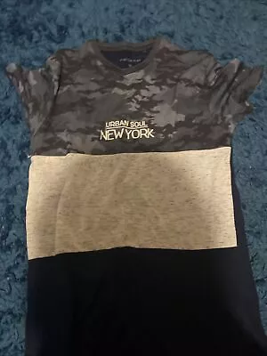 Buy Urban Soul New York Tshirt XS  • 4£