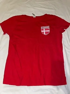 Buy Womens Cotton Red Denmark T-shirt 8 • 0.99£