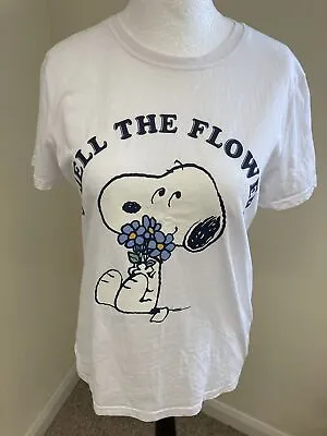 Buy Peanuts White Snoopy Smell The Flowers 100% Cotton T-shirt - L • 15£