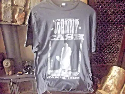 Buy Johnny Cash Black Live In Concert 1968 T-Shirt • 14.95£
