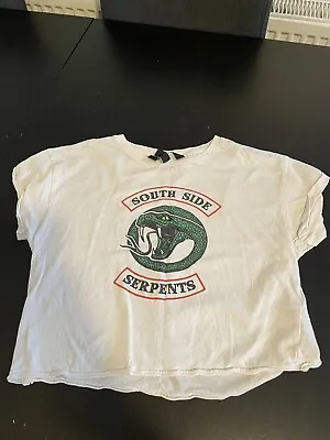 Buy New Look White Crop Top  T-Shirt Riverdale South Side Serpents Size Age 12-13 • 1.49£