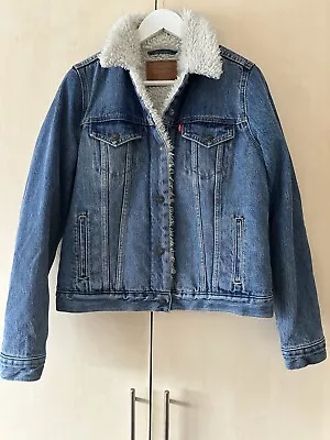 Buy Levi’s Sherpa Denim Jacket Ladies Medium Worn • 24.99£