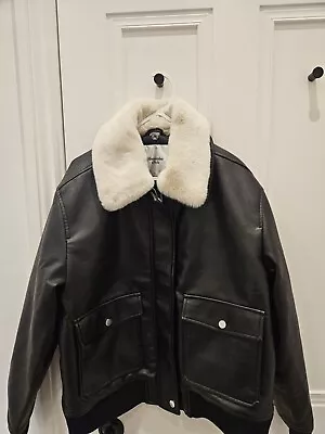 Buy Abercrombie & Fitch Women's Winterized Vegan Leather Bomber Jacket In Black • 105£