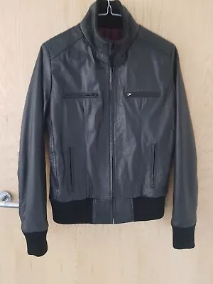 Buy Womens Worn Black Leather Jacket Size 6 / S • 40£
